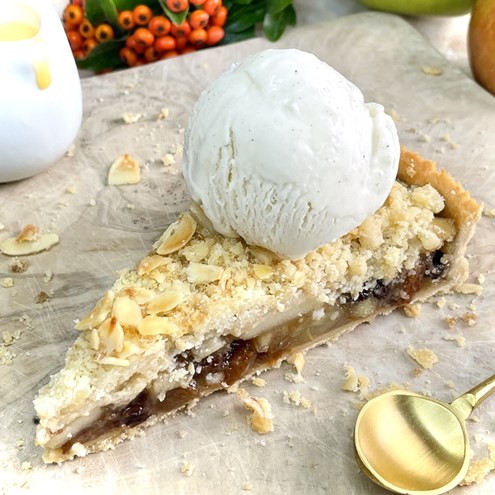 Apple and Mincemeat Streusal Tart Alternate Image