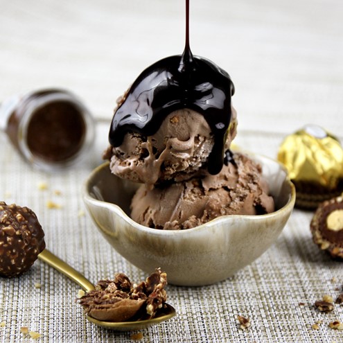 Chocolate & Hazelnut Praline Gelato Alternate Image