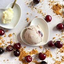 Clotted cream & Amarena Cherry Gelato Alternate Image