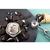 Vegan Cookies & Cream Gelato Alternate Image