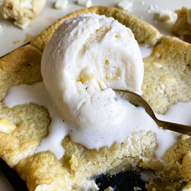 Cookie Dough Pucks - White Chocolate Chunk